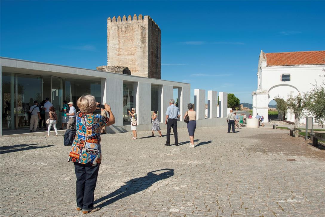 Número de turistas em Moura duplicou no 1.º semestre de 2015