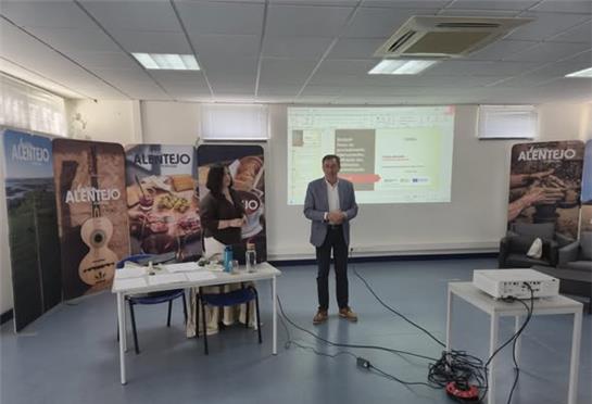 FORMAÇÃO FINANCIADA PARA TRABALHADORES DOS MUNICÍPIOS DO BAIXO ALENTEJO