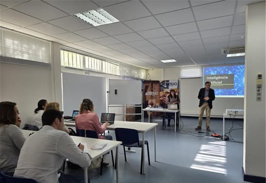 FORMAÇÃO FINANCIADA PARA TRABALHADORES DOS MUNICÍPIOS DO BAIXO ALENTEJO