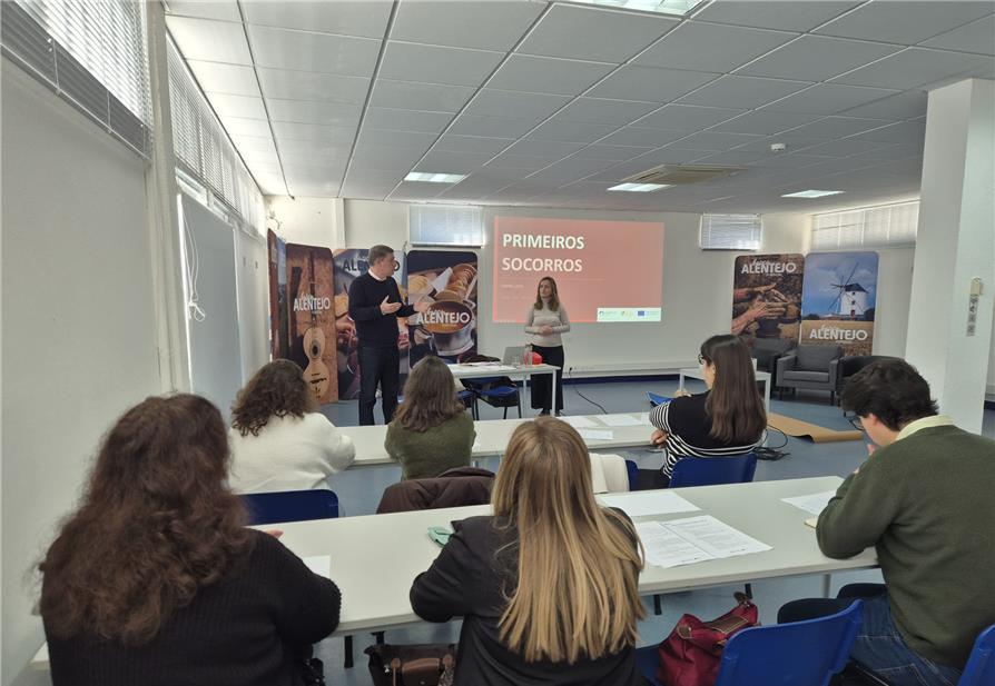 FORMAÇÃO FINANCIADA PARA TRABALHADORES DOS MUNICÍPIOS DO BAIXO ALENTEJO