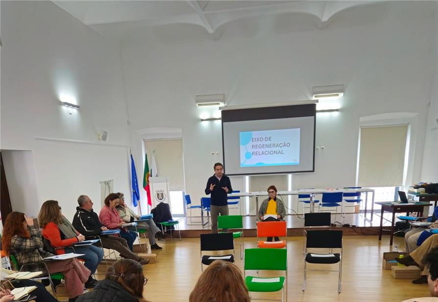 𝗣𝗿𝗼𝗴𝗿𝗮𝗺𝗮 𝗜𝗻𝘁𝗲𝗿𝗺𝘂𝗻𝗶𝗰𝗶𝗽𝗮𝗹 𝗱𝗲 𝗘𝗱𝘂𝗰𝗮𝗰̧𝗮̃𝗼 𝗥𝗲𝗹𝗮𝗰𝗶𝗼𝗻𝗮𝗹